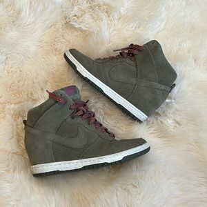 Nike Women’s Sky High Dunk Suede Sneaker Wedge